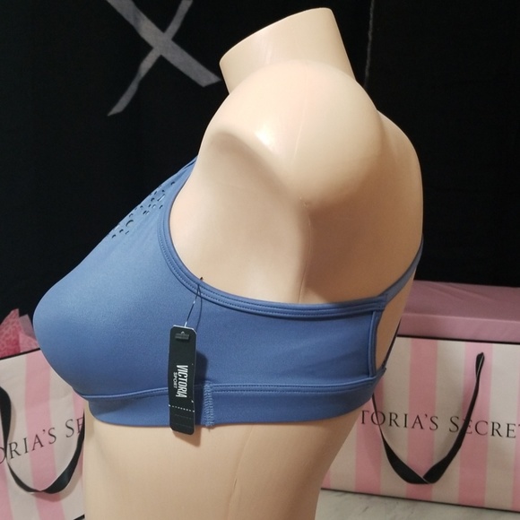 40% OFF 4+ BUNDLES  CLOSET CLOSING! - Picture 4 of 4